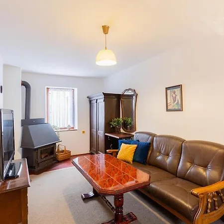 Daire Atrium House - *