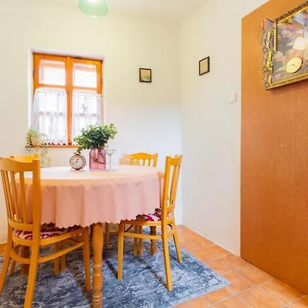 Apartman Atrium House -