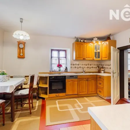 公寓 Atrium House - *