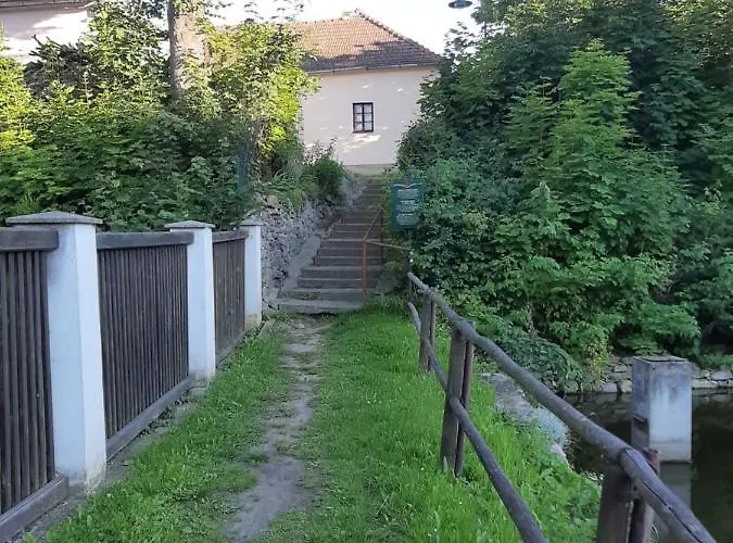 Atrium House - 公寓 *