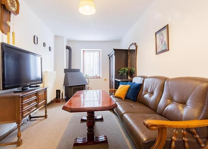 Atrium House - *